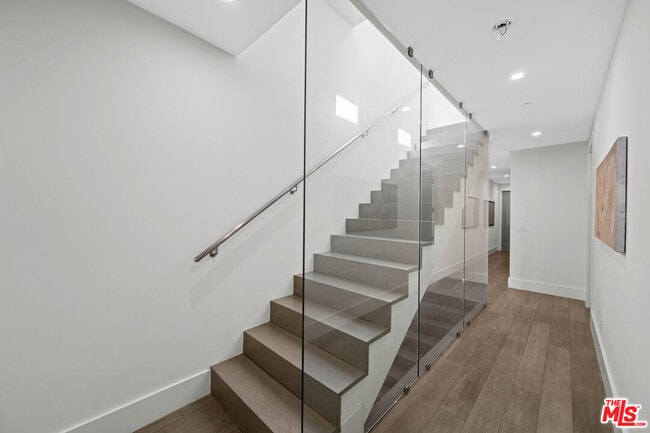 Building Photo - 1612 S Wooster St