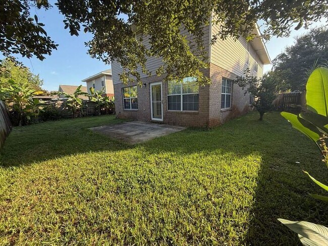 Building Photo - Gulf Breeze - Grand Ridge - 4 bedroom, 2.5...