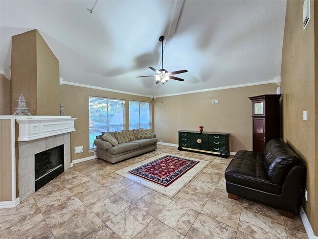 Building Photo - 8807 Vista Springs Dr