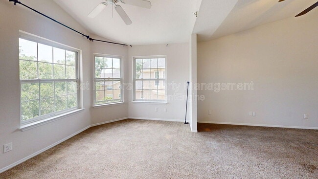 Building Photo - 13810 Sutton Park Dr N