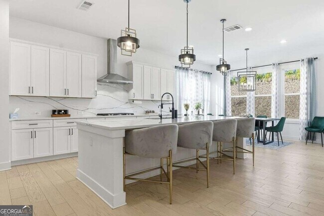 Building Photo - 415 Oakleigh Ave