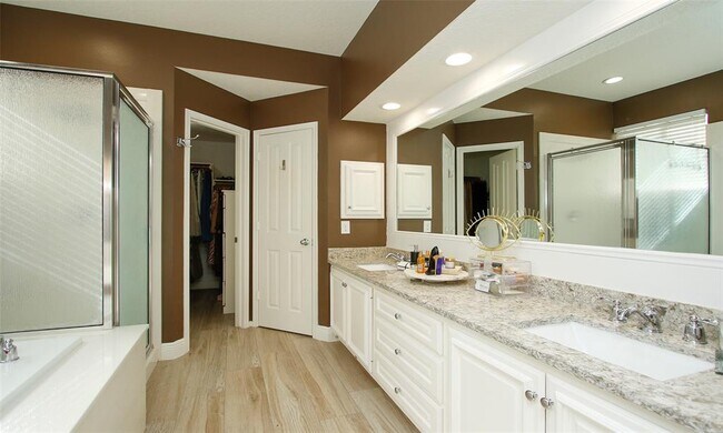 Building Photo - 98 N Cochrans Green Cir