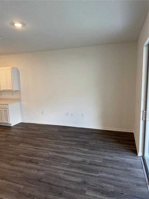 Building Photo - 2569 Olympic Ct