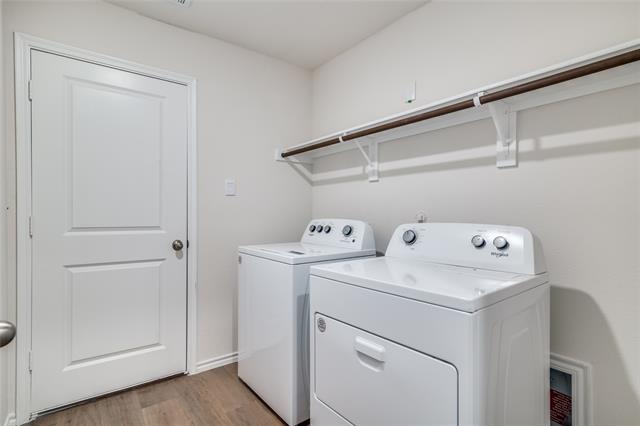 Building Photo - 3032 Zinnia St