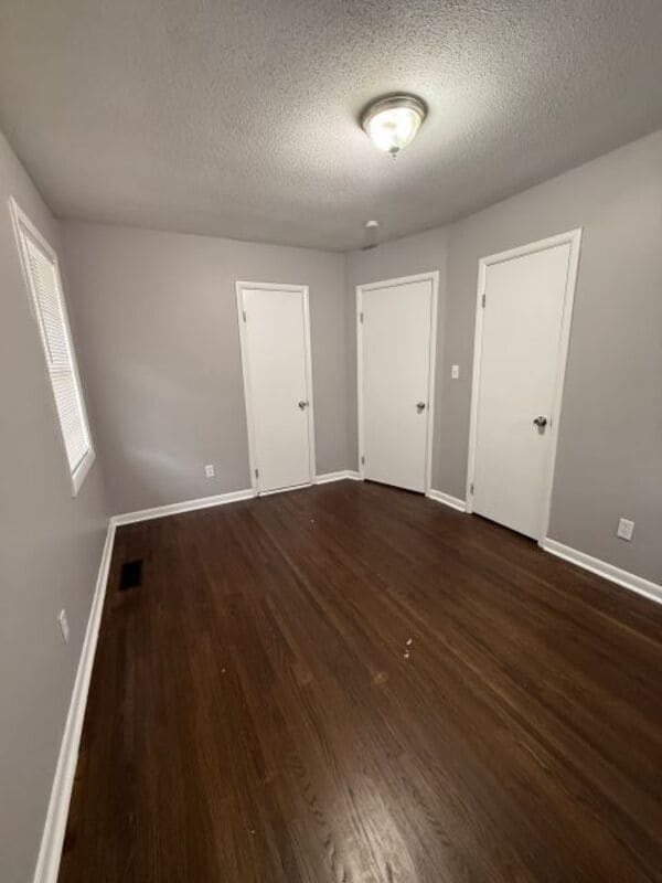 Building Photo - 3419 Grassfort Dr SW