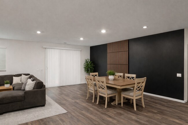 Building Photo - 1327 Callison Wy