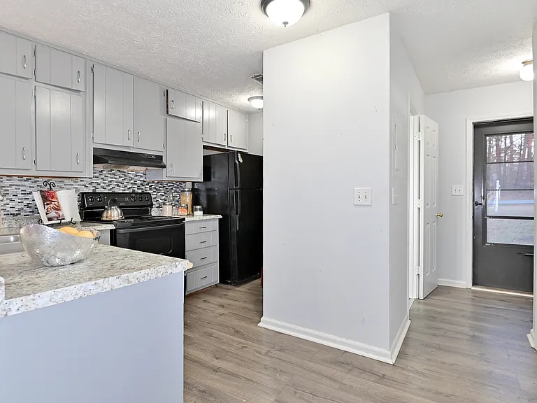 Building Photo - 123 Curtis Rd