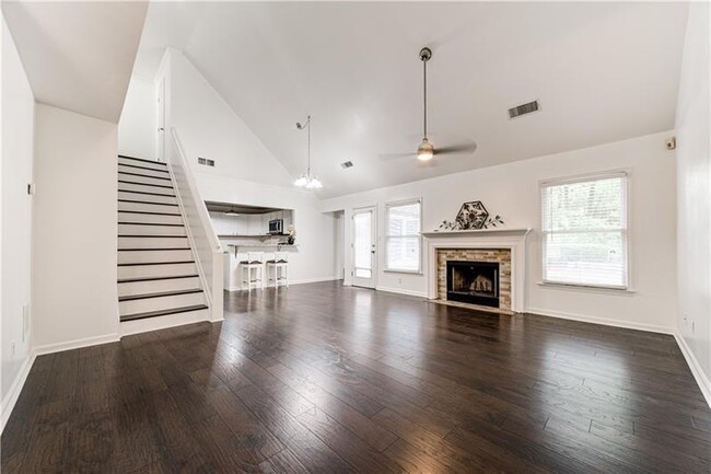 Building Photo - 5527 Bridge Pointe Dr