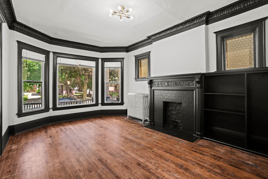 Building Photo - 2937 N Maryland Ave