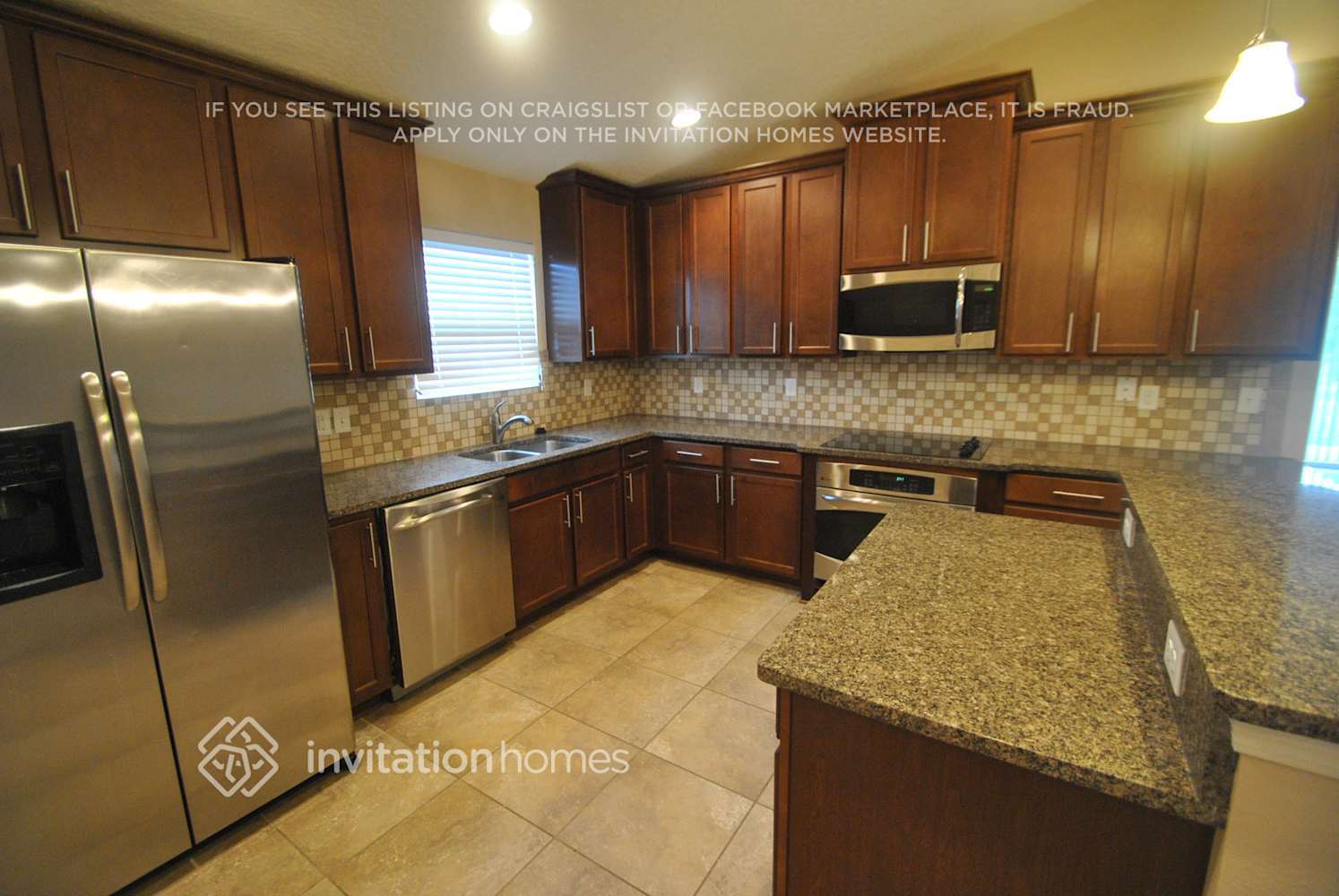 Building Photo - 626 Sweet Orange Terrace