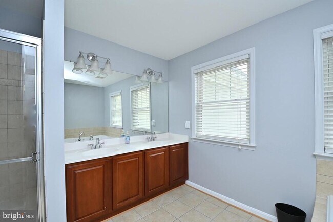 Building Photo - 11736 Folkstone Ct