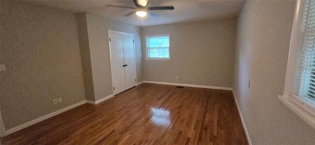 Building Photo - 2902 Highbrook Ct
