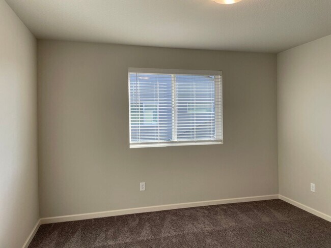 Building Photo - NEWER 4 Bed 2.5 Bath Home! Located near the Ridgefield Outdoor Recreation Center, equestrian faci...