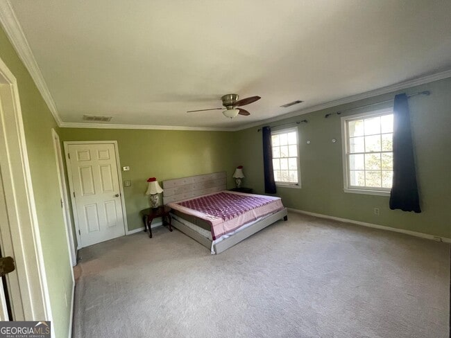 Building Photo - 156 Plantation Trce