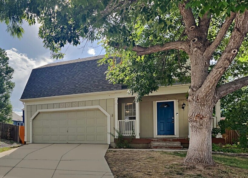 Building Photo - 1255 Ivanhoe Cir