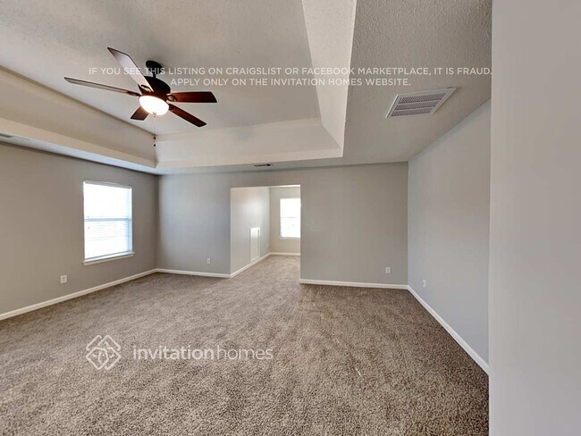 Building Photo - 6950 Foxmoor Way