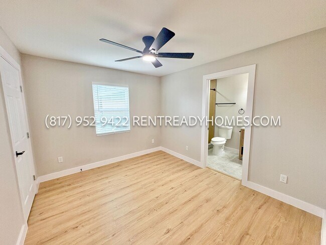 Building Photo - 1416 Fairbanks St