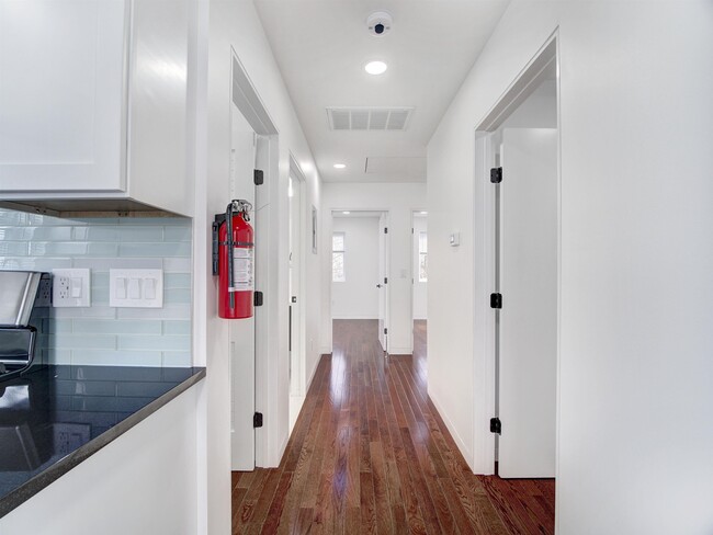 Building Photo - 8310 Newkirk Ave