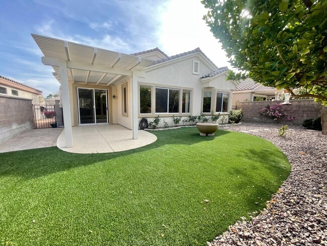 Building Photo - COMING SOON! 2 Bedroom 2 Bathroom home in 55+ Sun City Community in Palm Desert !