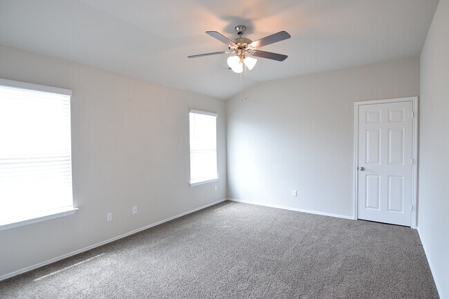 Building Photo - 8419 Brahma Plns Rd