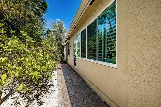 Building Photo - 16260 Amethyst Key Drive
