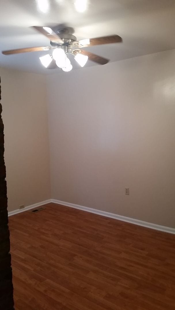 Building Photo - Super cute 1 bedroom apartment on the South Side Flats!