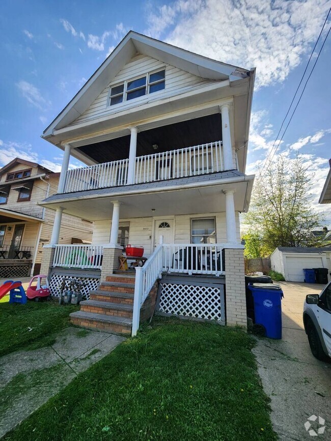 Building Photo - 3452 W 91st St