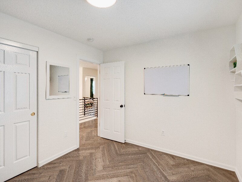 Building Photo - 17115 NE 13th Pl