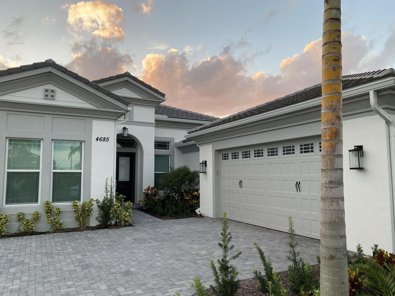Building Photo - 4685 Estates Cir