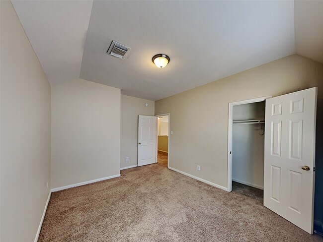 Building Photo - 25803 Bayou Arbor Ln