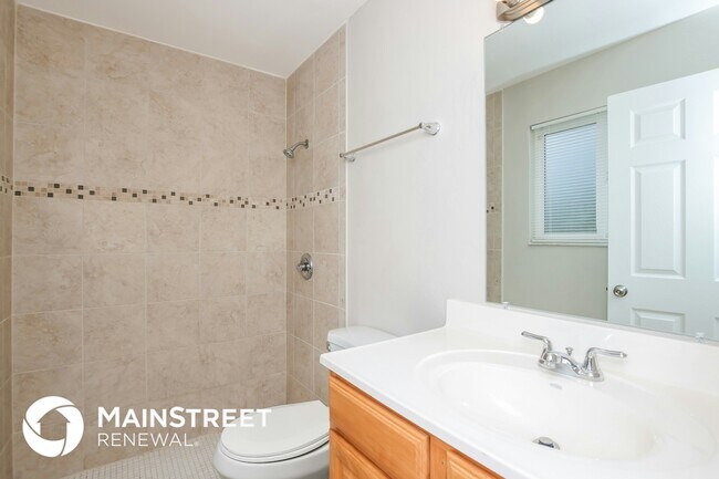 Building Photo - 1320 Mann Ave NW