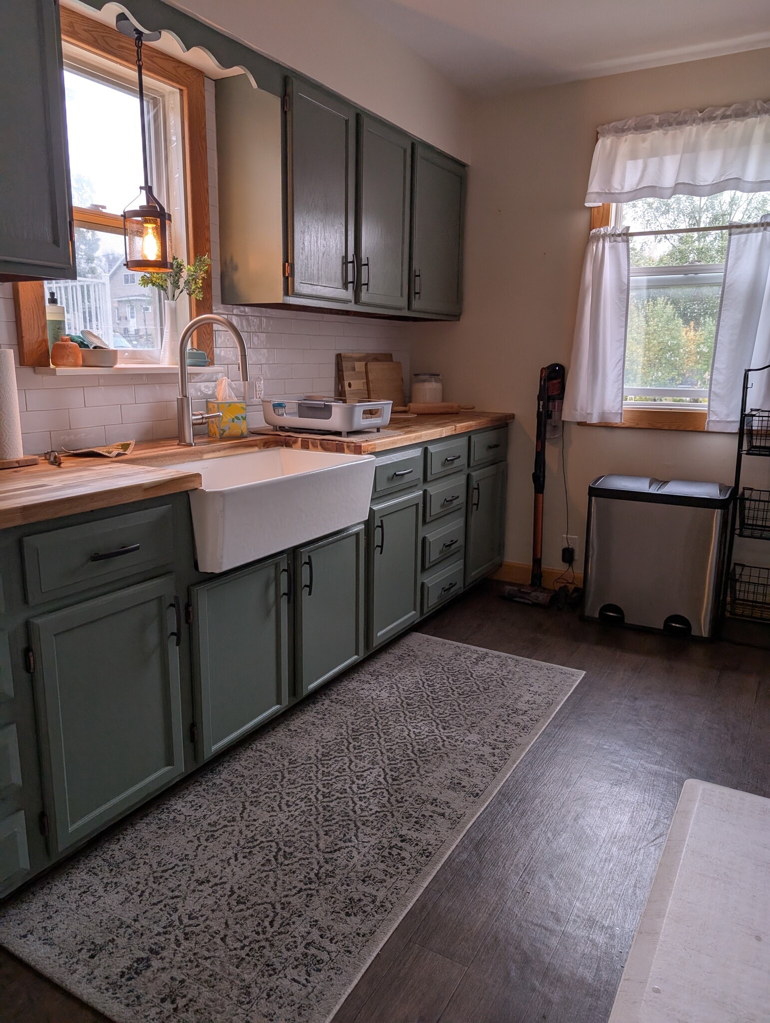 Building Photo - 601 N Front St