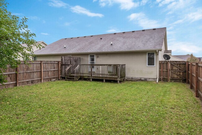 Building Photo - FULLY FENCED IN YARD!! 3 Bedroom, 2.5 Bathroom Home in Ankeny