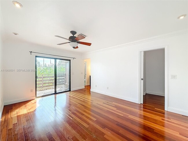 Building Photo - 2133 N 14th Ave