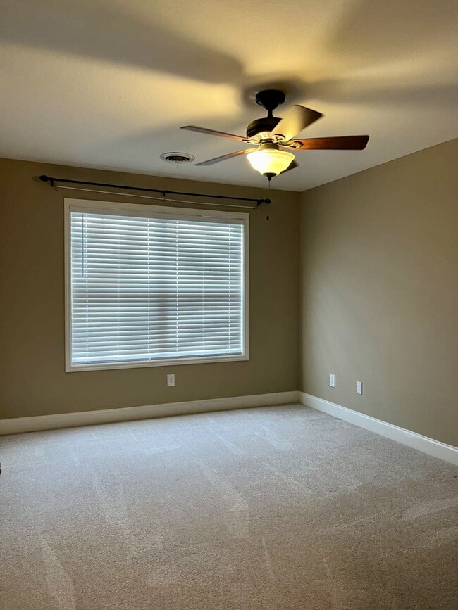 Building Photo - 4BR Home in Summer Rose with Two Primary Suites | 3,271 Sq Ft | Flexible Layout