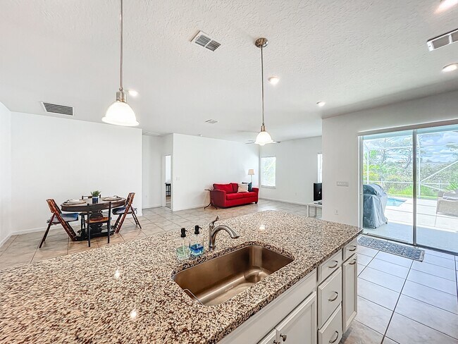 Building Photo - 4213 Keeson Cir