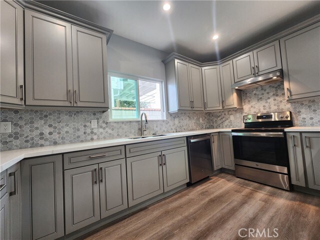 Building Photo - 6227 Orion Ave