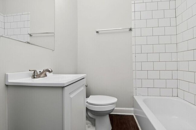 Building Photo - Charming 3BD/1BA Ranch in