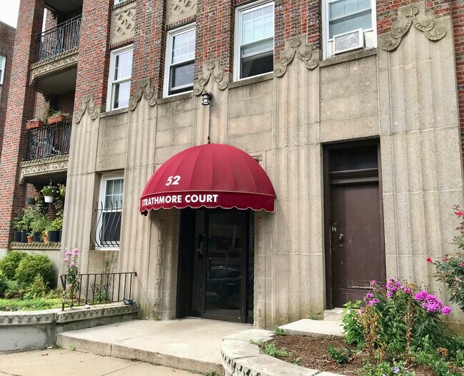 Cleveland Circle location - 52 Strathmore Rd