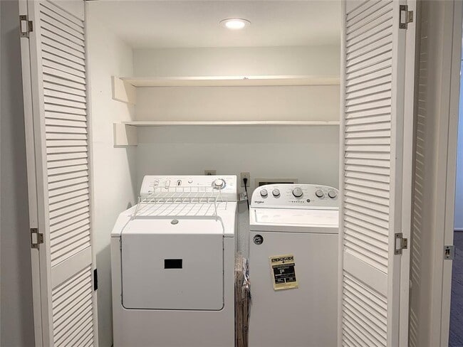 Building Photo - 2601 Augusta Dr