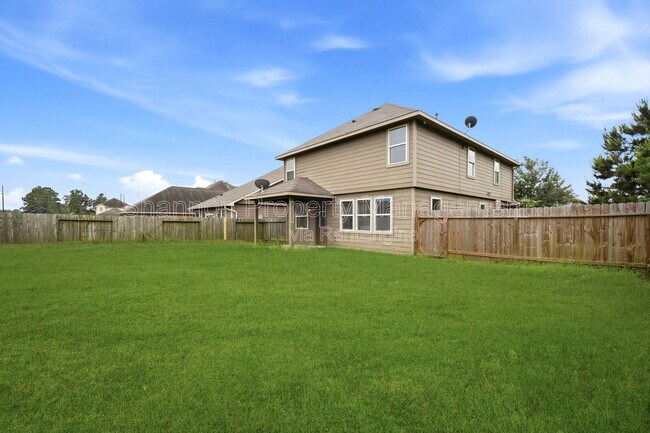 Building Photo - 10322 Urban Oak Trl