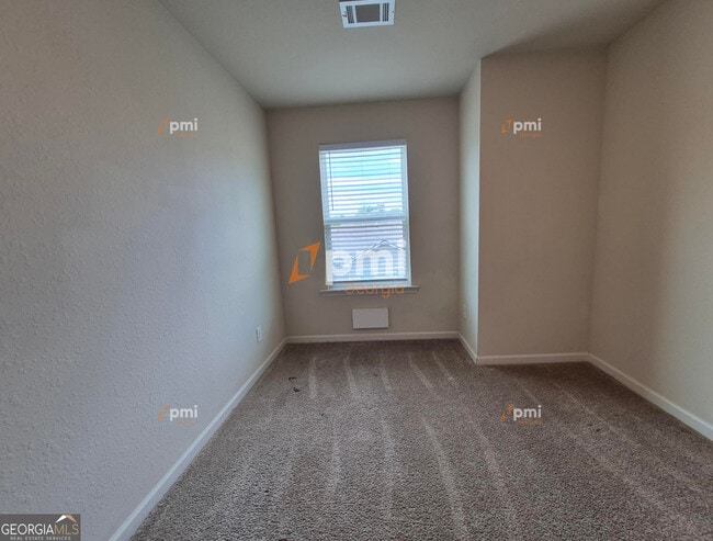 Building Photo - 511 Highwood Ln