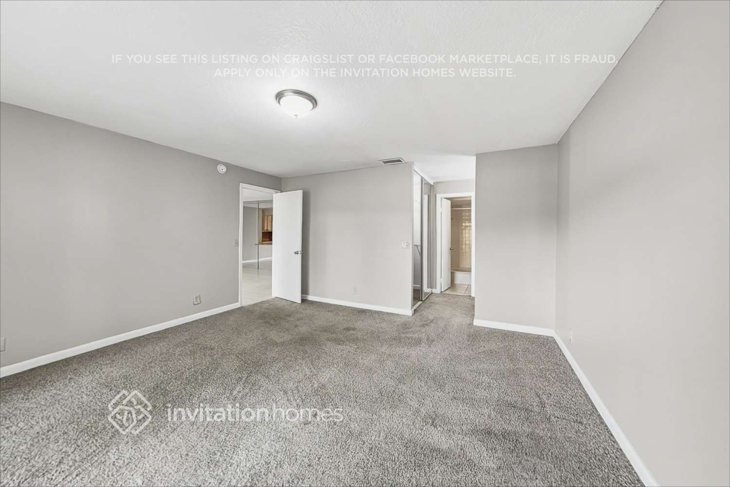 Building Photo - 381 Wildwood Ln E