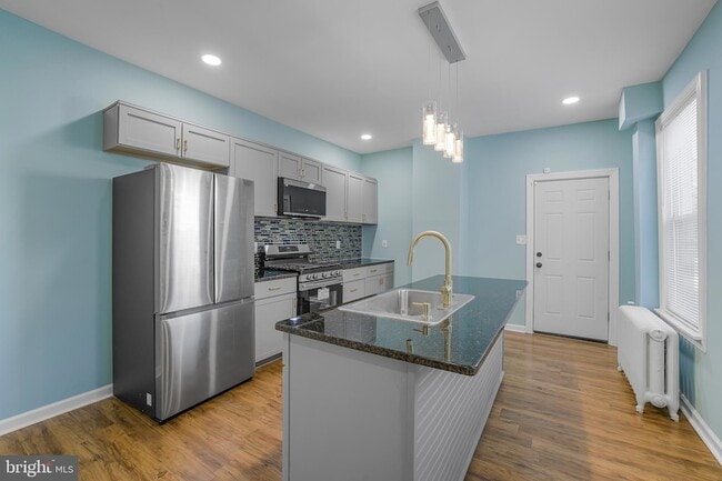 Building Photo - 2321 Tatnall St