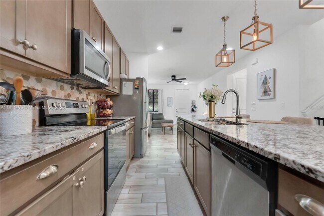 Building Photo - 3374 NW 5th St