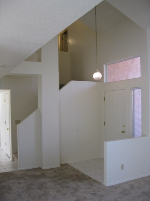Building Photo - Attractive 4 Bedroom Home in Desirable North Ranch in the Northwest