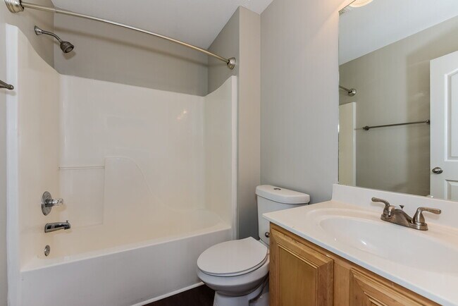 Building Photo - 3066 Ace Wintermeyer Dr