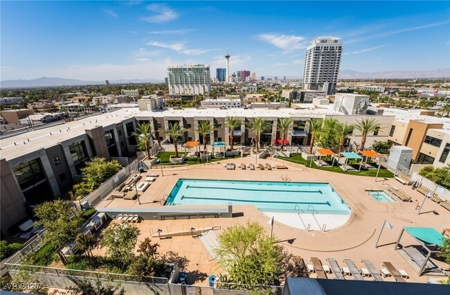 Building Photo - 353 E Bonneville Ave