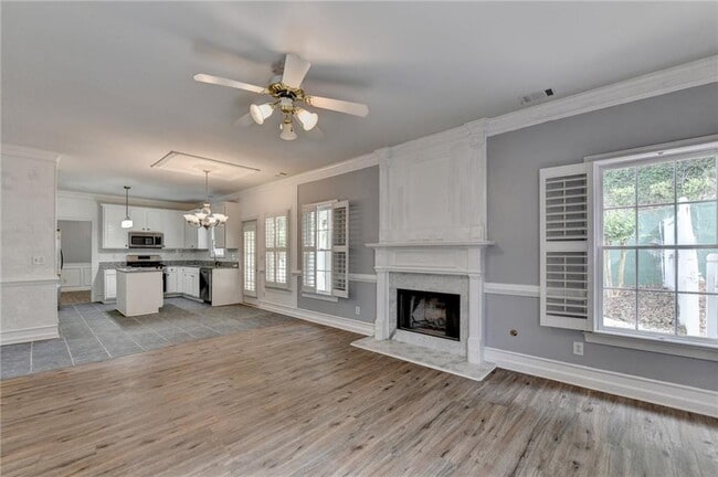 Building Photo - 2072 Fairport Way