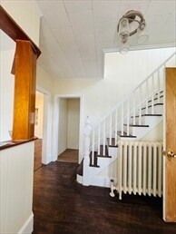 Building Photo - 111 Walnut St